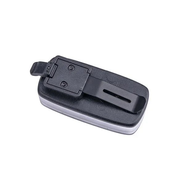 NEXTORCH UT41 wetterfestes Clip LED-Licht mit Akku, schwarze Rückseite mit Clip.