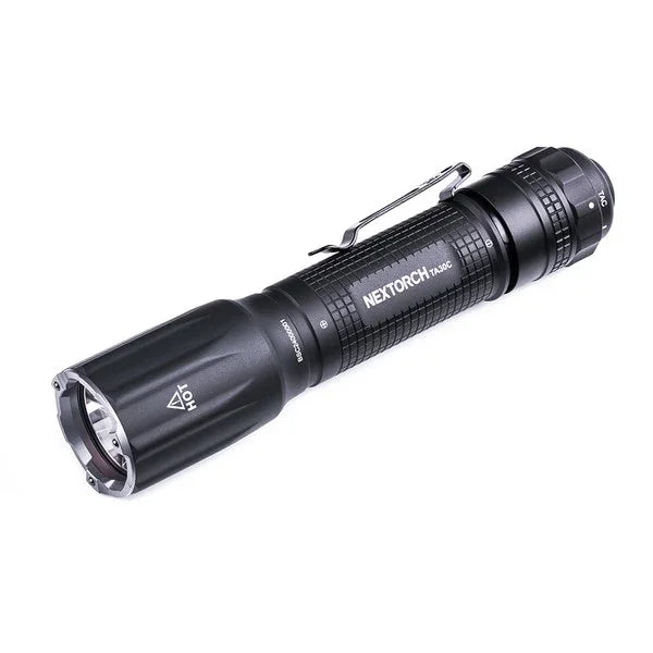 NEXTORCH TA30 taktische LED-Taschenlampe, schwarz, mit Clip und Glasbrecher