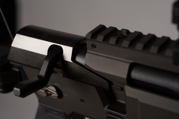 Q THE FIX® 8.6 BLK 16" | Ultraleichte Premium-Repetierbüchse | STONEHAWK