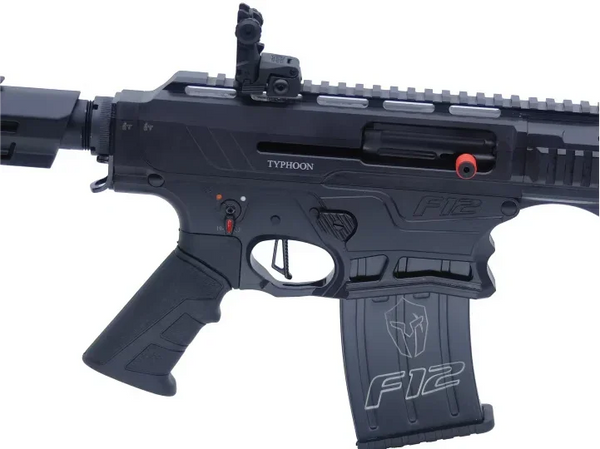SLF Typhoon F12 Classic Black, halbautomatische Sportflinte mit Magazin, Detailansicht